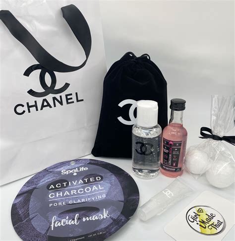 chanel goodie bag